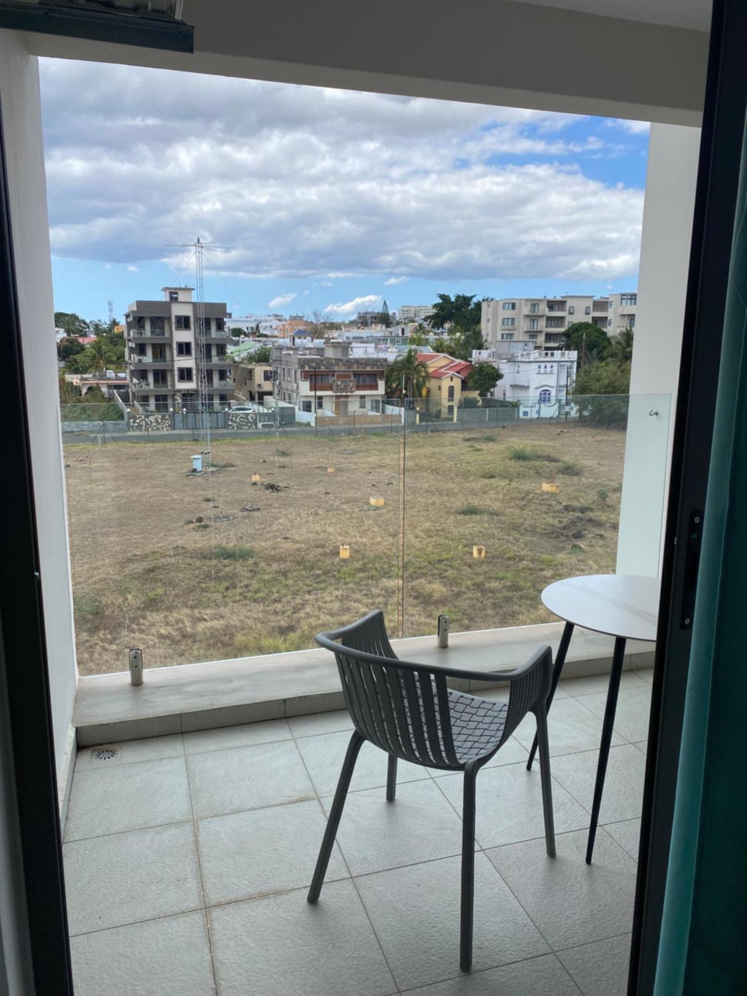 Flic-en-Flacq Sandstone Apartment A Walk To The Beach מראה חיצוני תמונה