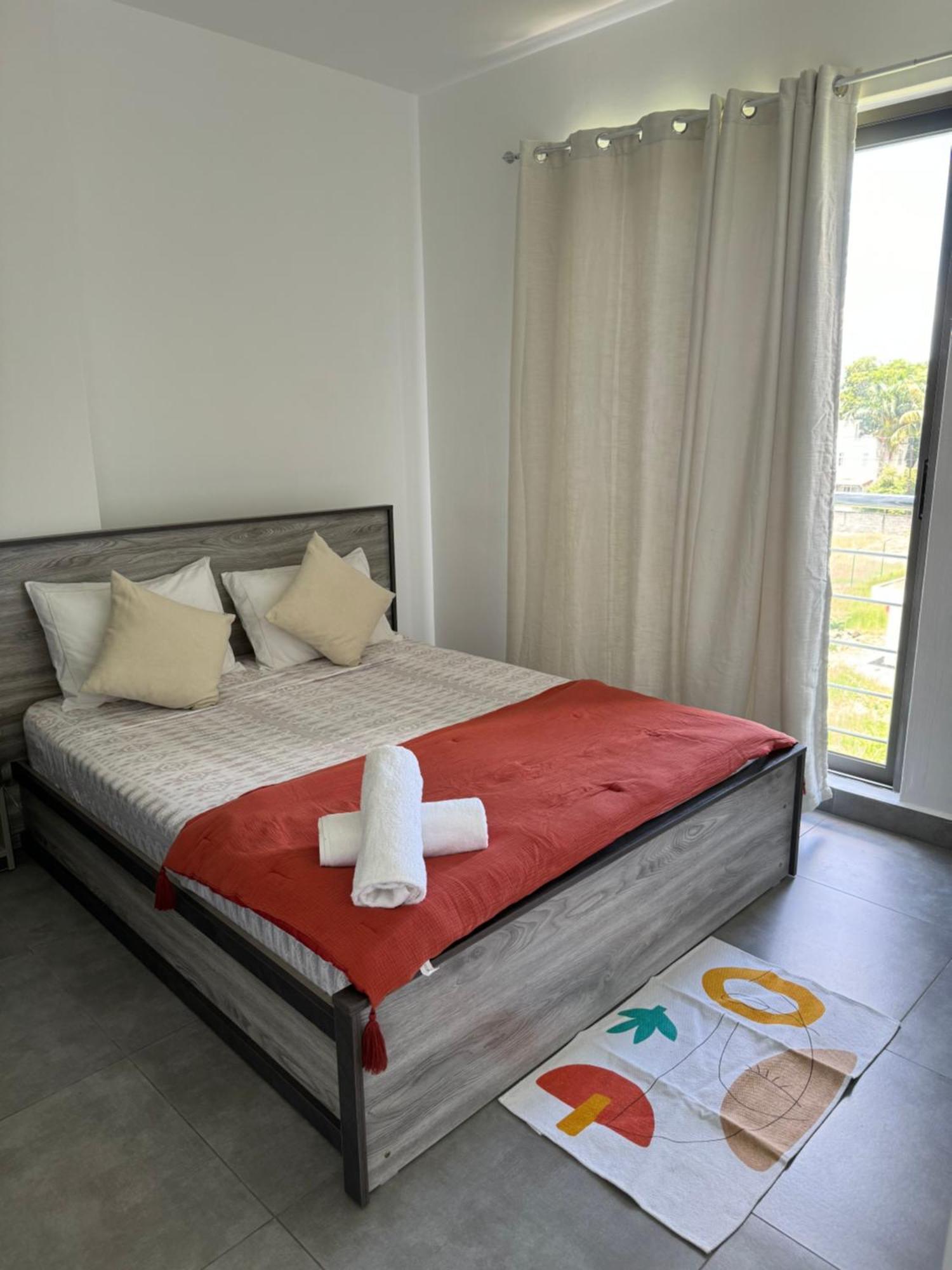 Flic-en-Flacq Sandstone Apartment A Walk To The Beach מראה חיצוני תמונה